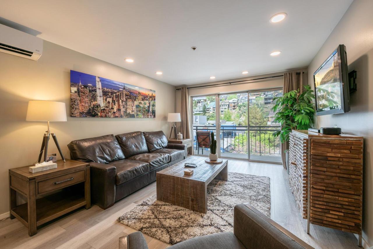 One-Bedroom Apartment,1420813950:JPEG